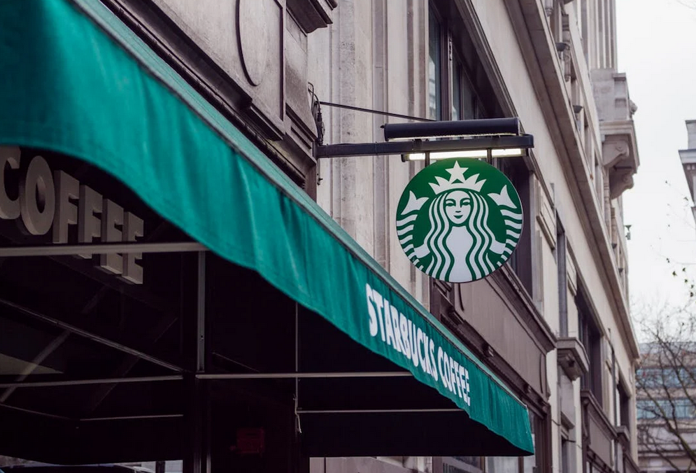 星巴克沒有一句文案的廣告，卻是吸引人的宣傳